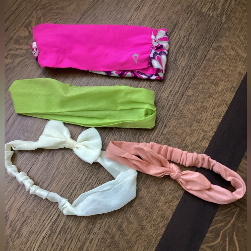 IVIVVA By LULULEMON & Assorted Bow Headbands LOT X 4 Women’s Excellent Condition